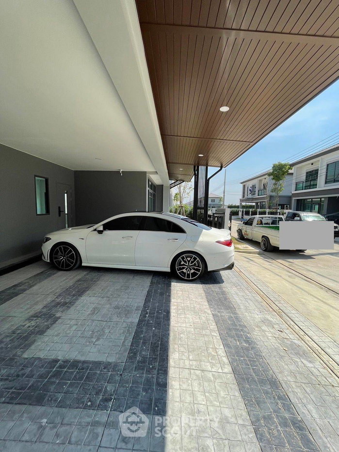 รูป บ้าน 4-ห้องนอน ที่ แกรนด์ บริทาเนีย พระราม 9-กรุงเทพกรีฑา ใกล้ ท่าอากาศยานสุวรรณภูมิ (ID 1357912) - รูปที่ 8/15