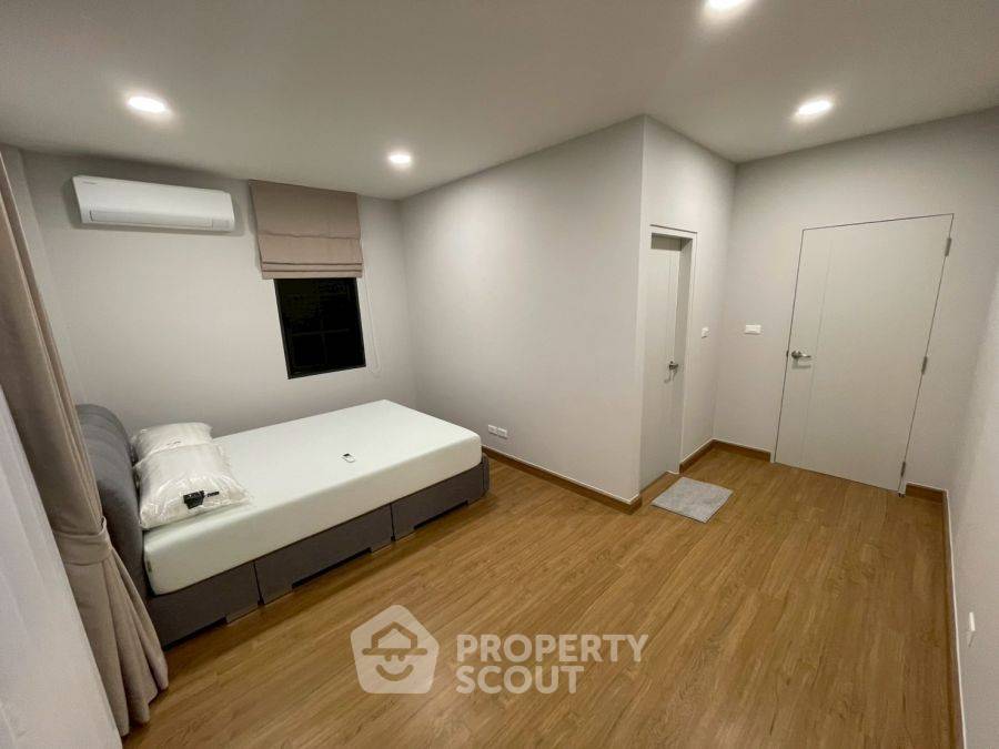 รูป บ้าน 4-ห้องนอน ที่ เซนโทร บางนา ใน บางแก้ว (ID 2148206) - รูปที่ 7/9