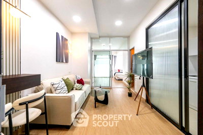 Condos for sale : 1-BR Condo at The Zest Ladprao Condominium near MRT Lat Phrao (ID 2845634)