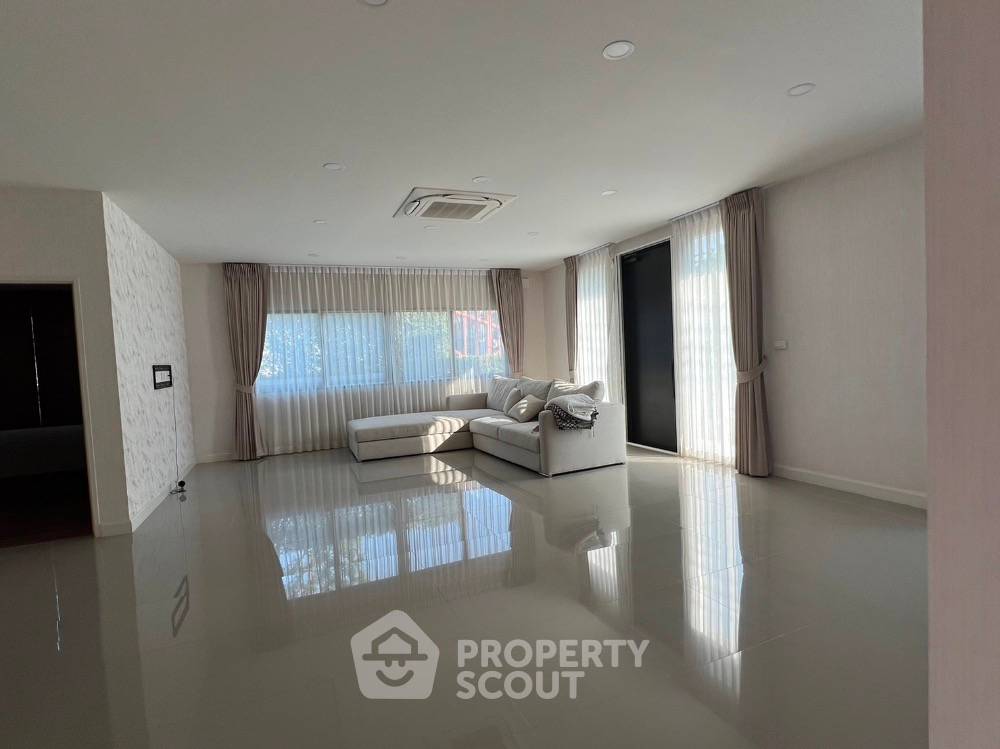 รูป บ้าน 4-ห้องนอน ใน ไทรม้า (ID 1486212) - รูปที่ 11/17