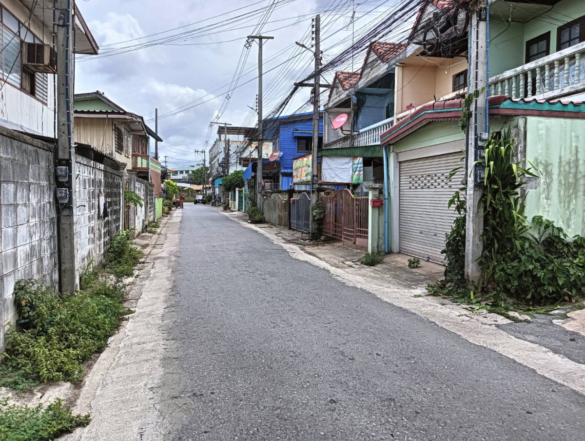 รูป บ้านทาวน์เฮาส์ 2 ชั้น (หลังริม) - รูปที่ 33/34