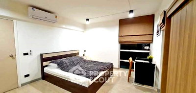 Condos for rent : 2-BR Condo at The Lake Condominium Thong Thani in Ban Mai (ID 2853623)