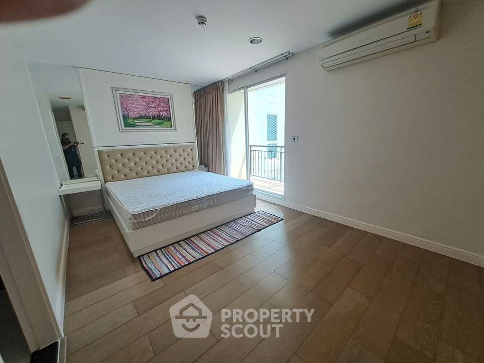 รูป คอนโด 2-ห้องนอน ที่ เดอะ เครส สุขุมวิท 24 ใกล้ BTS พร้อมพงษ์ (ID 2851062) - รูปที่ 3/17