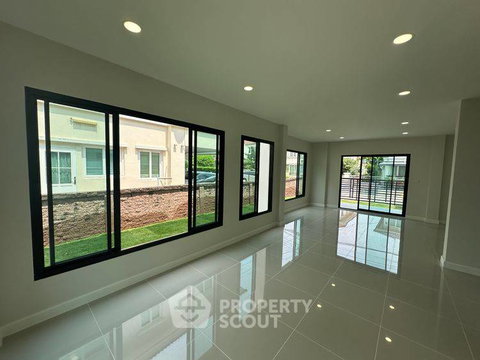 บ้าน 4-ห้องนอน ใน สายไหม (ID 2851553)