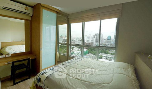 คอนโด 1-ห้องนอน ที่ ไลฟ์ แอท สาทร 10 ใกล้ BTS เซนต์หลุยส์ (ID 426051)