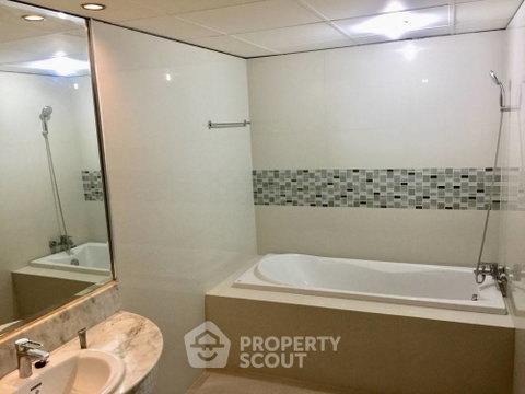 1-BR Condo at The Winning Tower near ARL Ramkhamhaeng (ID 300468)