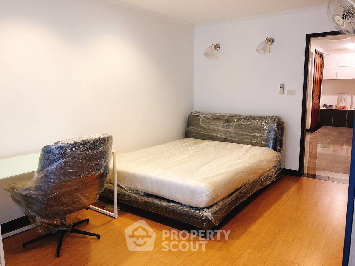 รูป คอนโด 2-ห้องนอน ที่ เลอ รัฟฟิเน่ สุขุมวิท 24 คอนโดมิเนียม ใกล้ BTS พร้อมพงษ์ (ID 2005526) - รูปที่ 3/8