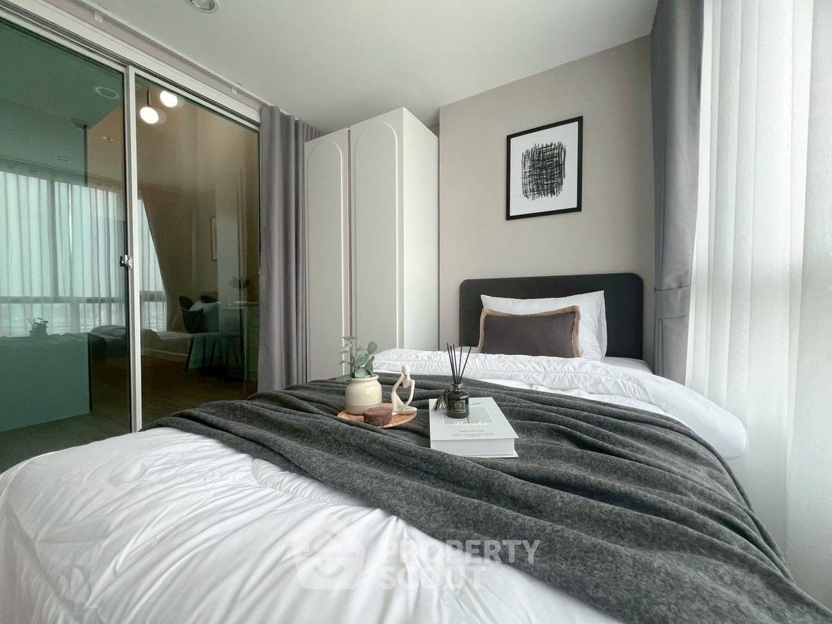 picture 2-BR Condo Metro Sky Prachachuen, High-Floor 22nd | 400m to MRT Bang Son (ID 2100212) - 6/19