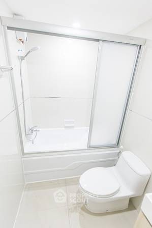 รูป คอนโด 2-ห้องนอน ที่ เลค อเวนิว คอนโดมิเนียม ใกล้ BTS อโศก (ID 510495) - รูปที่ 6/20