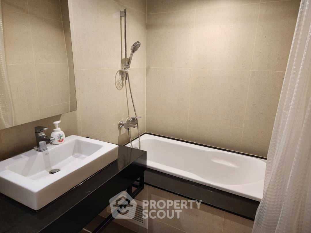 picture 2-BR Condo at Socio Reference 61 near BTS Thong Lor (ID 1699014) - 2/7
