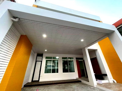 เช่าทาวน์โฮม อาคารเดอะไนน์ ทาวเวอร์ : 🏡TH144 | ให้เช่าทาวน์เฮาส์ 2 ชั้น รีโนเวทใหม่ หมู่บ้านอยู่เจริญ รัชดา ซ.3 พื้นที่ 200 ตร.ม. (5 นอน) ใกล้ MRT พระราม 9!