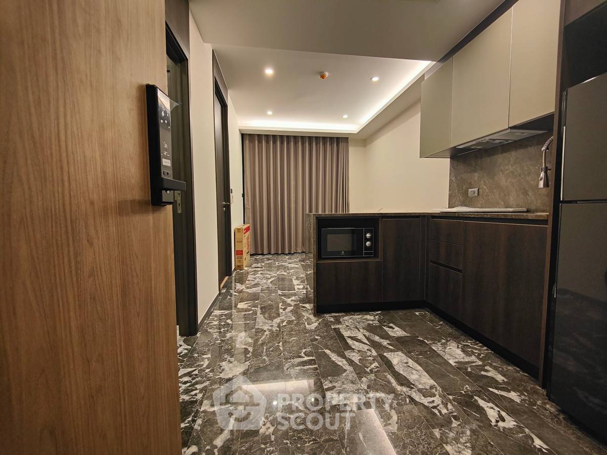 รูป คอนโด 1-ห้องนอน ที่ 168 สุขุมวิท 36 ใกล้ BTS ทองหล่อ (ID 2839776) - รูปที่ 1/21