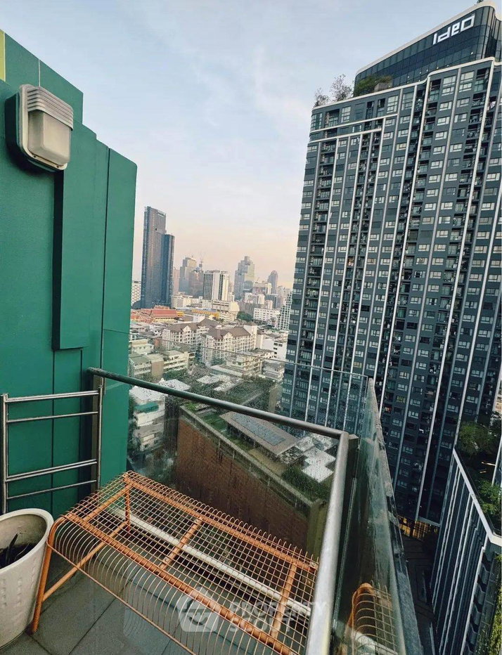 รูป คอนโด 1-ห้องนอน ที่ เวอร์ทิค พระราม 4 - สยาม ใกล้ MRT สามย่าน (ID 2086146) - รูปที่ 4/7