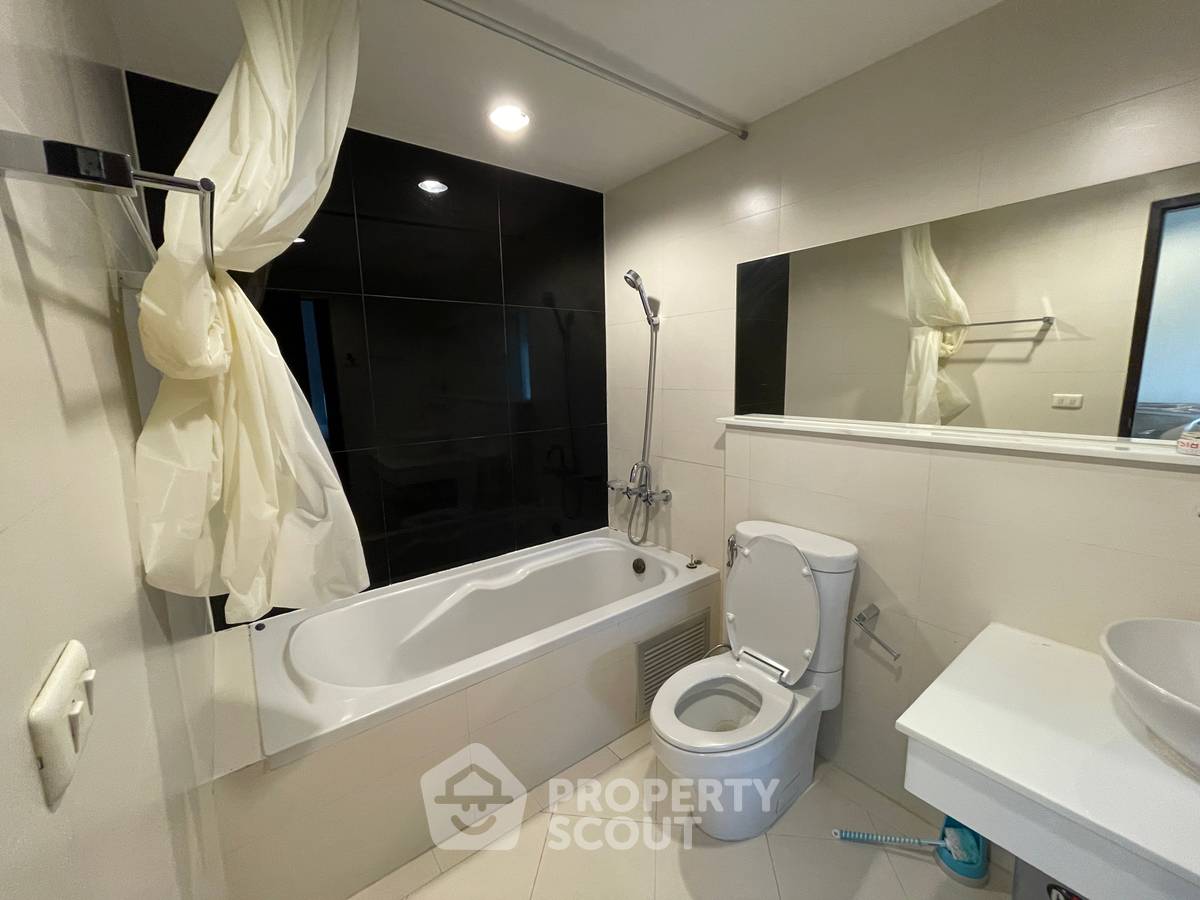 รูป คอนโด 1-ห้องนอน ที่ ดิ แอดเดรส สุขุมวิท 42 ใกล้ BTS เอกมัย (ID 832855) - รูปที่ 9/11