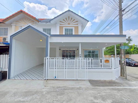 ขายทาวน์เฮ้าส์/ทาวน์โฮม  บ้านพฤกษา 41 บางใหญ่ รีโนเวทใหม่ บางแม่นาง บางใหญ่ นนทบุรี CX-152220 ✅ ทักไลน์ @connexproperty ตอบทันที ทีมงานมืออาชีพ ✅