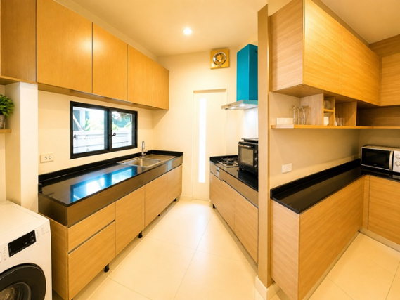 รูป คฤหาสน์ บ้านเดี่ยวหรู 4 นอน 4 น้ำ ใกล้รพ.จุฬารัตน์4 600 ม. 90ตร.ว. 280ตร.ม. ศรีนครินทร์-บางนา สนามกอล์ฟเมืองแก้ว - รูปที่ 5/8