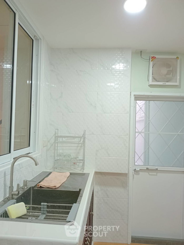 picture 3-BR House in Wang Thonglang (ID 2839768) - 9/12