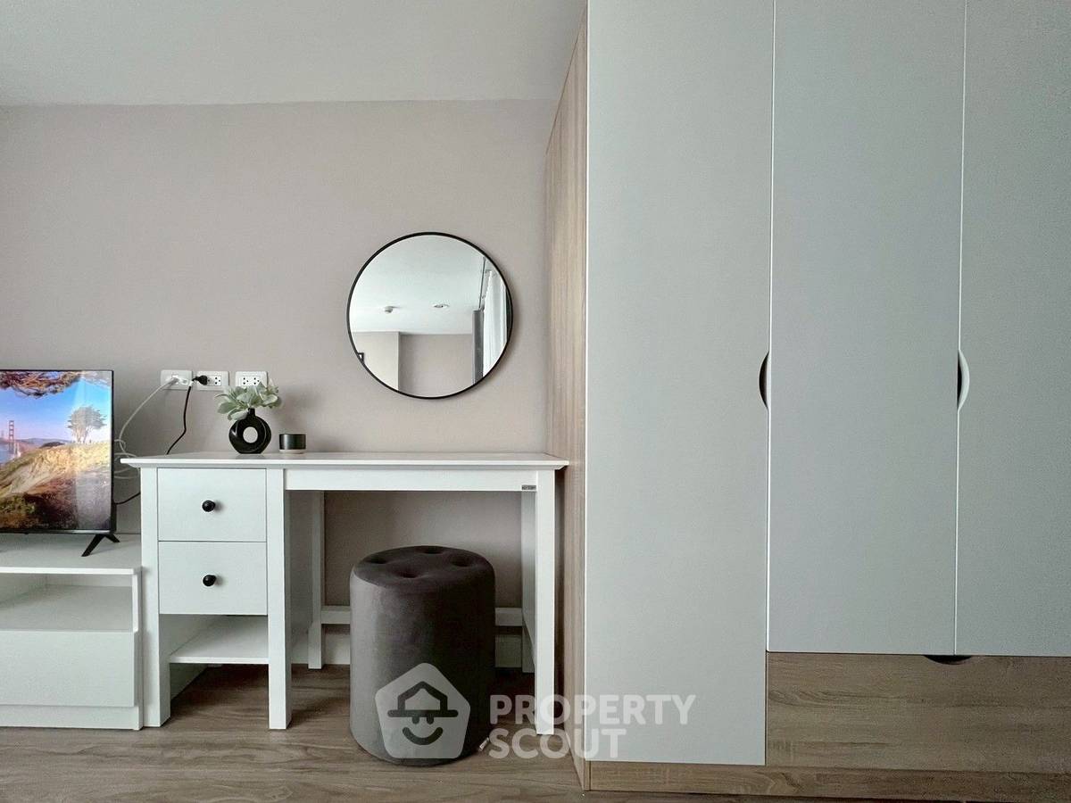 picture 2-BR Condo Metro Sky Prachachuen, High-Floor 22nd | 400m to MRT Bang Son (ID 2100212) - 5/19