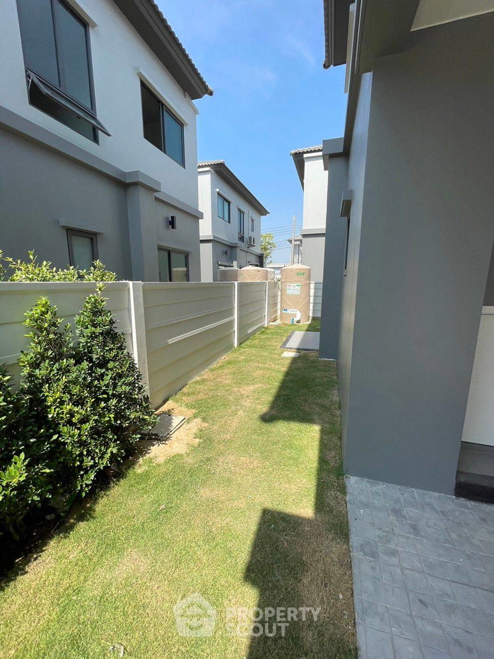รูป บ้าน 4-ห้องนอน ที่ แกรนด์ บริทาเนีย พระราม 9-กรุงเทพกรีฑา ใกล้ ท่าอากาศยานสุวรรณภูมิ (ID 1357912) - รูปที่ 7/15