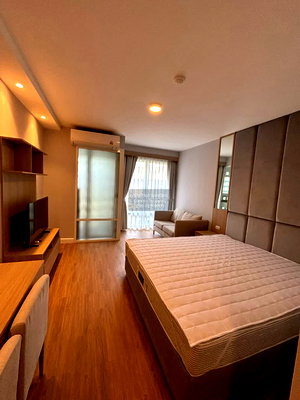 Condos for rent Major Hollywood Ramkhamhaeng : 🔥🔥🔥 For Rent Condo , I House Rama9 - Eakamai , MRT-Phra Ram 9 , Bang Kapi , Huai Khwang , Bangkok , CX-150720 ✅ Live chat with us ADD LINE @connexproperty ✅ 🔥🔥🔥