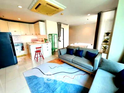 Condos for rent : 2-BR 66 Sqm Condo At Sukhumvit Living Town, Near MRT Phetchaburi (ID 2790763)