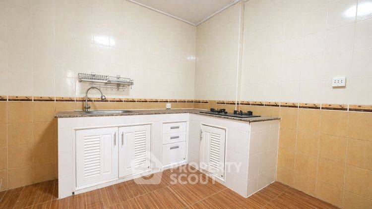 picture 3-BR Townhouse in Chom Thong (ID 2843798) - 5/12