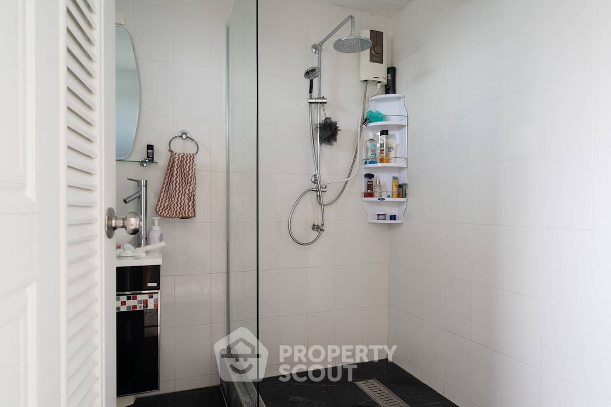 รูป คอนโด 4-ห้องนอน ที่ สมพงษ์ คอนโดเทล ใกล้ บ้านอำเภอ (ID 2847842) - รูปที่ 12/23