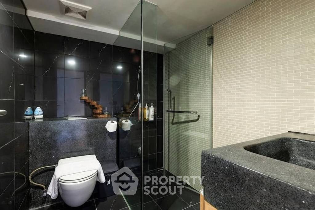 picture 3-BR Condo at Siamese Gioia near MRT Phetchaburi (ID 2466363) - 14/17