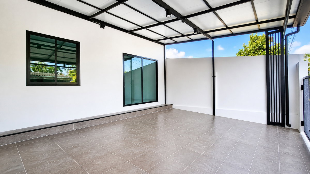 รูป บ้านแฝดพร้อมอยู่ ทำเลในเมืองภูเก็ต - รูปที่ 2/13