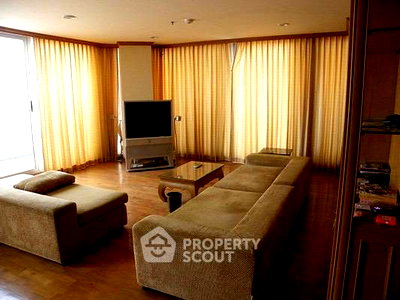 Condos for rent : 2-BR Condo at River Heaven Chareonkrung in Bang Kho Laem (ID 476526)