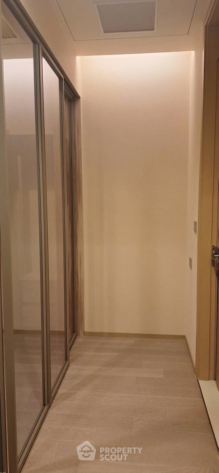 รูป คอนโด 2-ห้องนอน ที่ ดิ เอส อโศก ใกล้ MRT สุขุมวิท (ID 2843125) - รูปที่ 10/19