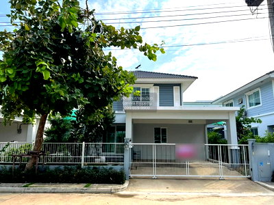 Houses for sale Samut Prakarn : For Sale House , Villaggio Bangna-Theparak , nice view , Bang Phli Yai , Bang Phli , Samut Prakarn , CX-152021 ✅ Live chat with us ADD LINE @connexproperty ✅