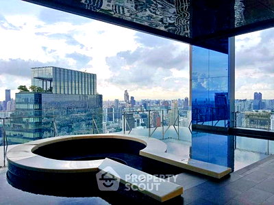 Condos for sale : 2-BR Condo at Marque Sukhumvit near BTS Phrom Phong (ID 2840254)