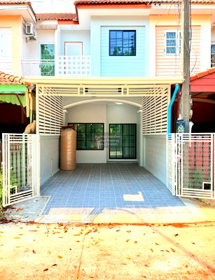 Townhouses for sale Pathumthani : For Sale Townhouse/Townhome  , Suwasdee Home Saimai - Watcharapol , wide frontage , newly renovated , Lat Sawai , Lam Luk Ka , Pathum Thani , CX-153005 ✅ Live chat with us ADD LINE @connexproperty ✅