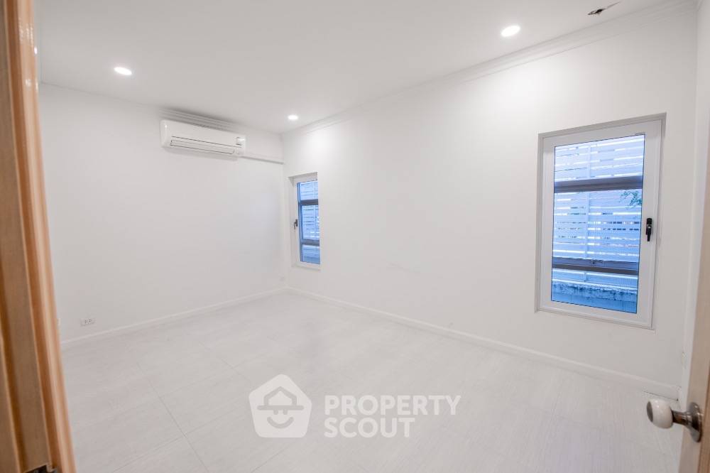 รูป บ้าน 4-ห้องนอน ใน ท่าทราย (ID 1160991) - รูปที่ 11/12