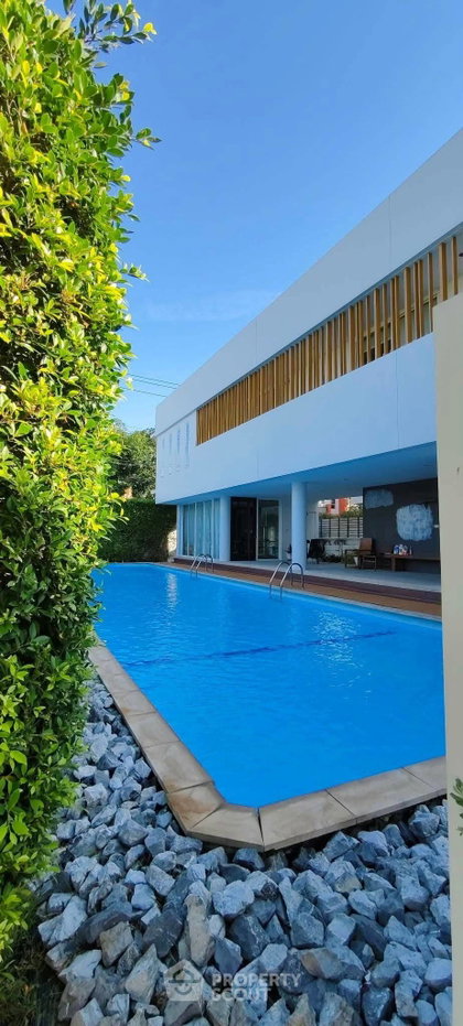 รูป บ้าน 4-ห้องนอน ที่ คอร์ทยาร์ด วิลล่า พระราม 9 – วงแหวน ใกล้ ท่าอากาศยานสุวรรณภูมิ (ID 2836686) - รูปที่ 16/17