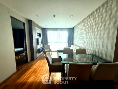 ขายคอนโด : คอนโด 2-ห้องนอน ที่ ดิ แอดเดรส สาทร ใกล้ BTS เซนต์หลุยส์ (ID 1450935)