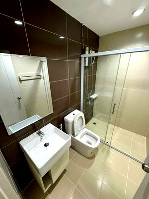Townhouses for rent สถาบันเทคโนโลยีไทย-ญี่ปุ่น : 🏡 TH147 | For Rent: 2-Story Townhome at The Connect Pattanakarn 38 | Near Ekkamai-Thong Lo | Ideal for Living or Home Office!