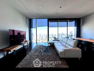 Condos for rent Sukumvit 39 : 3-BR Condo at Marque Sukhumvit near BTS Phrom Phong (ID 2834144)