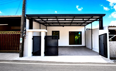 Twin houses for sale Phuket : Move-in Ready Twin House in Phuket Town