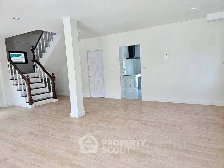 picture 3-BR House in Khlong Khwang (ID 2851607) - 4/20