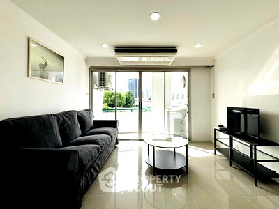 Condos for rent : 2-BR Condo at Waterford Park Rama 4 near BTS Phra Khanong (ID 1565300)