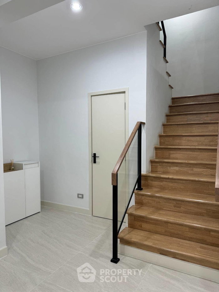รูป บ้าน 4-ห้องนอน ที่ บ้านกลางเมือง คลาสเซ่ สุขุมวิท 77 ใน สวนหลวง (ID 1396528) - รูปที่ 12/33