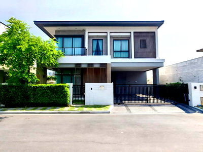 เช่าบ้านเดี่ยว วิทยาลัยดุสิตธานี : ให้เช่า บ้่าน Bangkok boulevard bangna -km 5  พิเศษ เพียง 120,000/ month