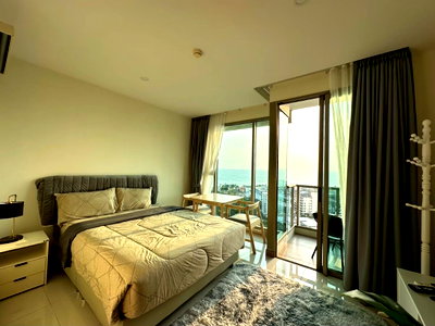Condos for sale : Sale!! The Riviera Jomtien pattaya