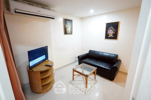 1-BR Condo at The Prime Suites Condominium near BTS Asok (ID 1740980)