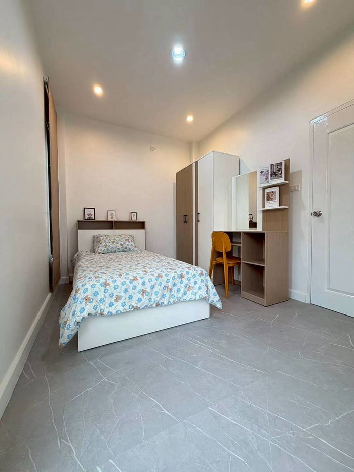 รูป บ้านเดี่ยวมือ 1 สร้างใหม่ ตรงข้ามอนามัยบึง ศรีราชา พร้อมอยู่ - รูปที่ 10/16