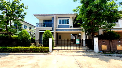 Houses for rent Muang Samut Sakhon Samut Sakhon : House for rent, 2-storey detached house in The Grand Rama 2 .  ready to move in, located on Rama 2 Road. Best value price in the project.
