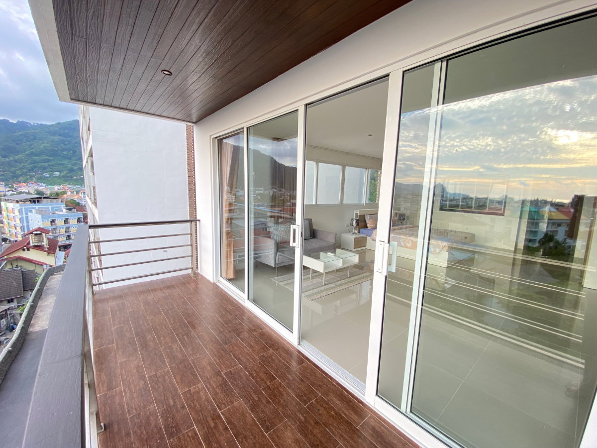 Immediate Cash Flow! Phuket Freehold Condo for Sale with Existing Tenant - image 6