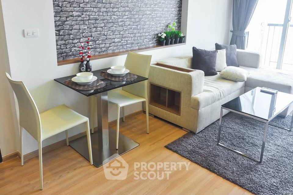 รูป คอนโด 1-ห้องนอน ที่ ริธึ่ม สาทร ใกล้ BTS สะพานตากสิน (ID 2857409) - รูปที่ 5/6